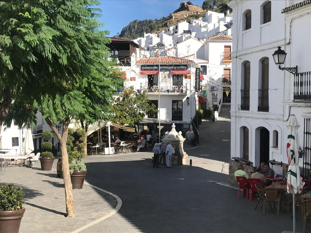 3 Storey Townhouse - Costa Del Sol Bahia de Casares Eksteriør billede